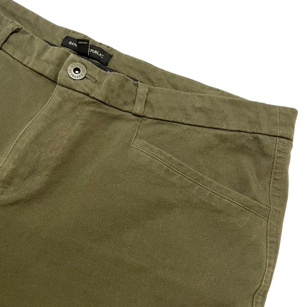 VTG Banana Republic Women's Cropped Chino Trousers Olive Green Size 14 Stretch